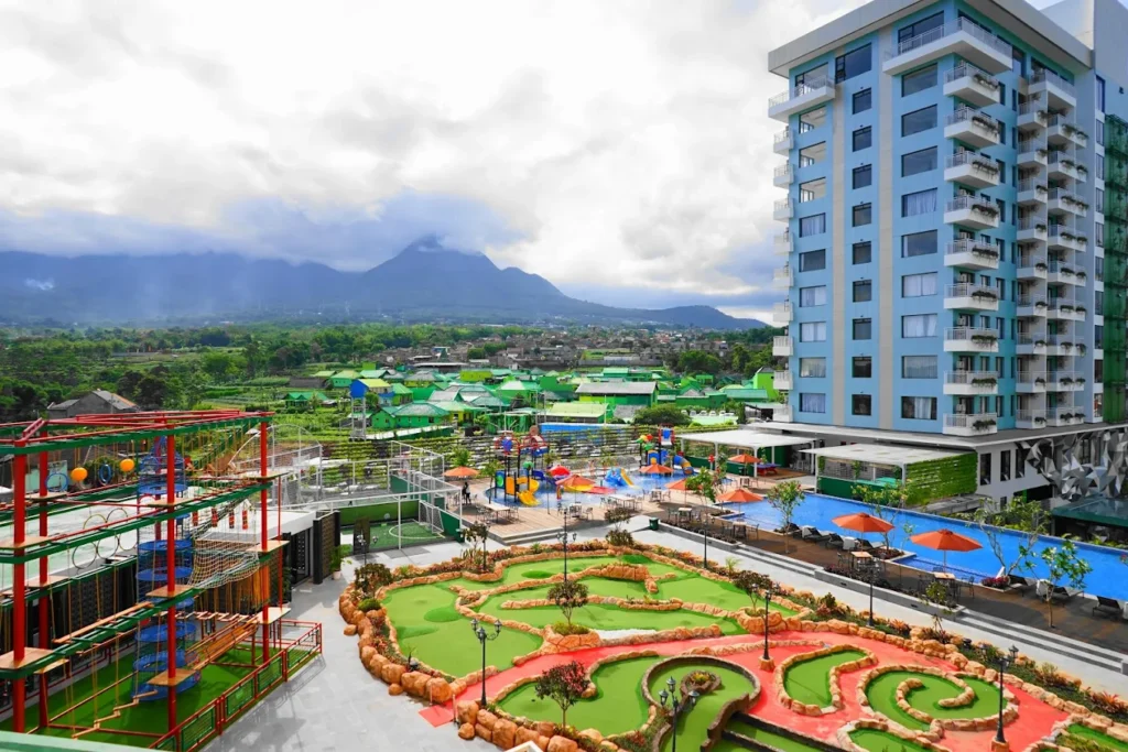 Senyum World Hotel, one of the best hotels in Batu for families and themed stays